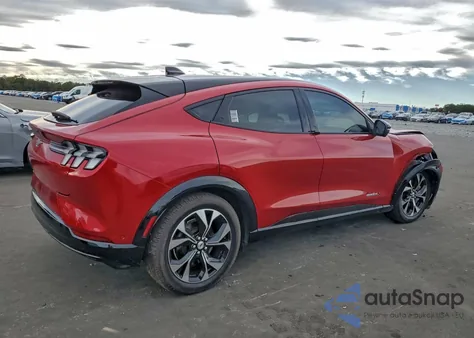 2021 Ford Mustang Mach-E Premium from USA, damaged, VIN 3FMTK3R72MMA36778